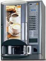 Kahve Otomatları Otomatik Kahve Makinaları bölümünde; iş yerleri için otomatik kahve yapma makineleri kafeler için instant kahve makinaları garlar benzin istasyonları için paralı kahve otomatları beyaz yakalı personele hazır kahve dağıtmak için kartla ça